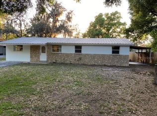 911 Lanewood Dr, Seffner, FL 33584