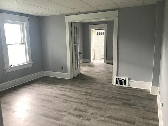 1st image of 510 Elmhurst Ave
