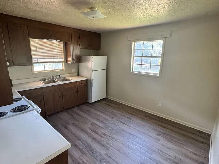 205 Daniel St #5 — Photo 6
