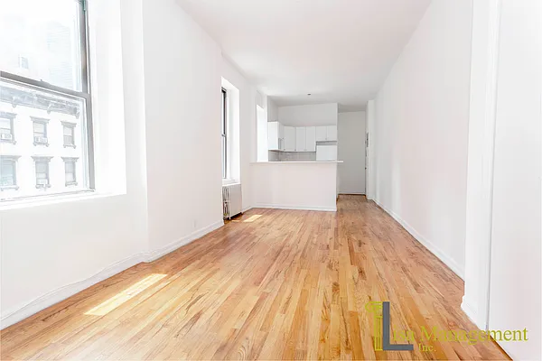 Rented by Lisa Management Inc | media 10