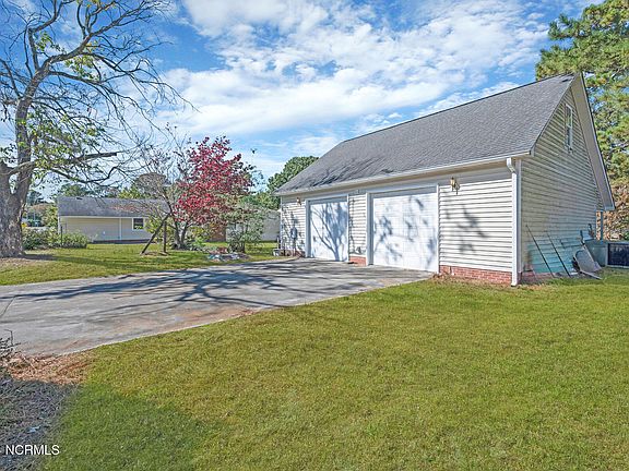 5th image of 4002 East Horne Avenue