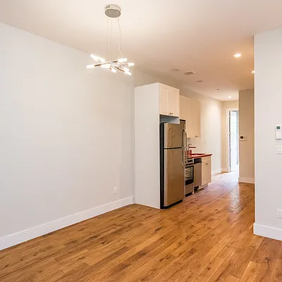 Rented by Nooklyn NYC LLC | media 3