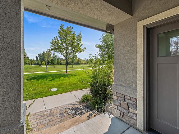 Front Entry adjacent to Marriane Williams Park.