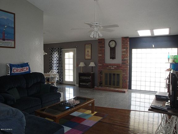 2nd image of 4858 E Dallas Cir