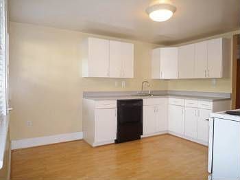 4th image of 401 N Yakima Ave APT 10