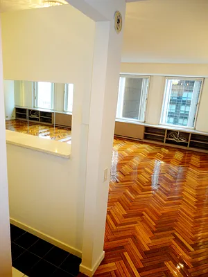 Rented by McDonagh Real Estate | media 37