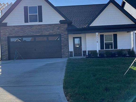 3rd image of 3219 Truitt Path Ln