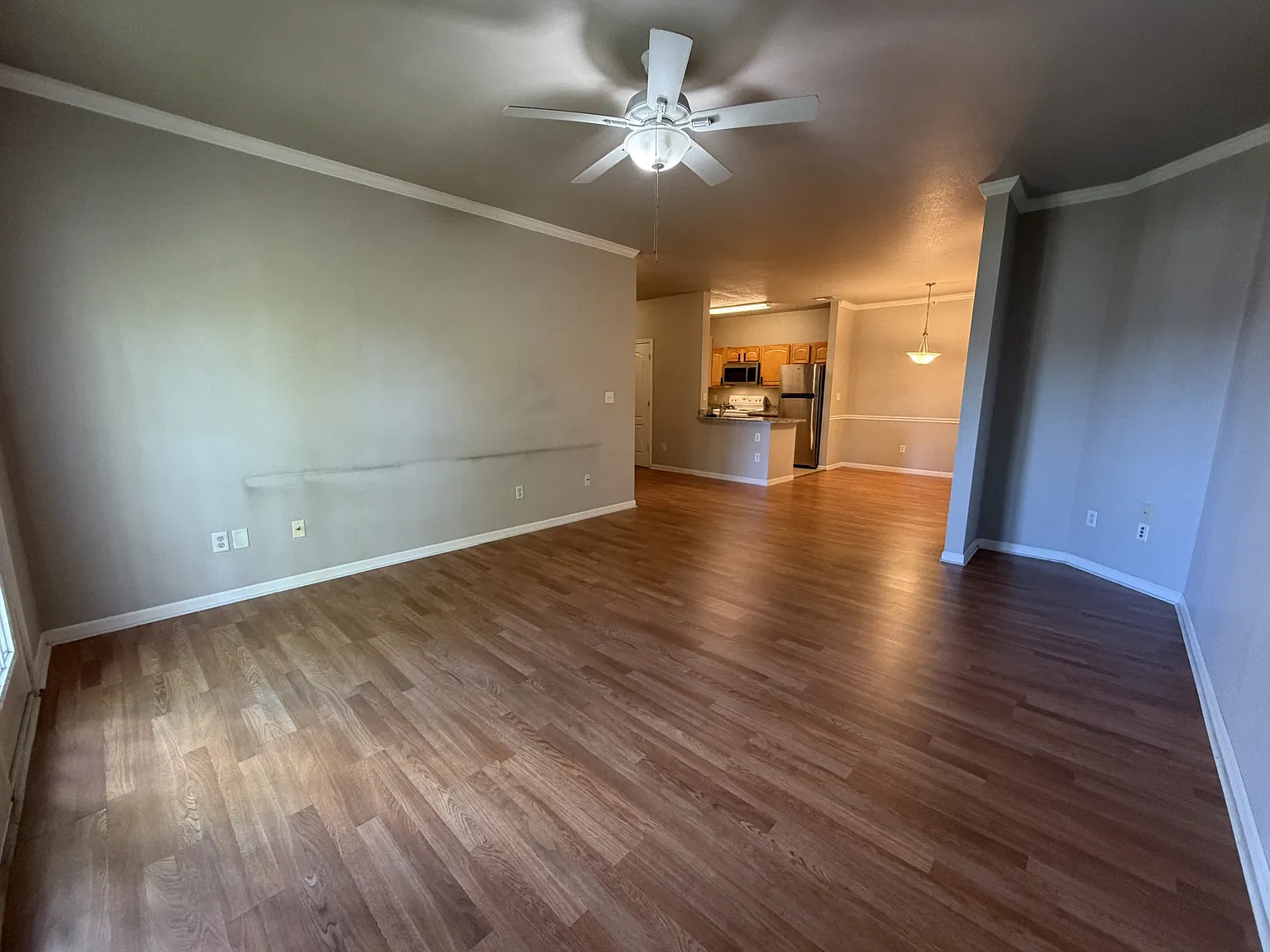 12863 Tradd St — Photo 2