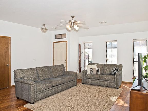 3rd image of 3704 Beal Ave