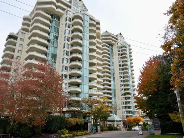 328 Taylor Way #3D, West Vancouver, BC V7T 2Y4