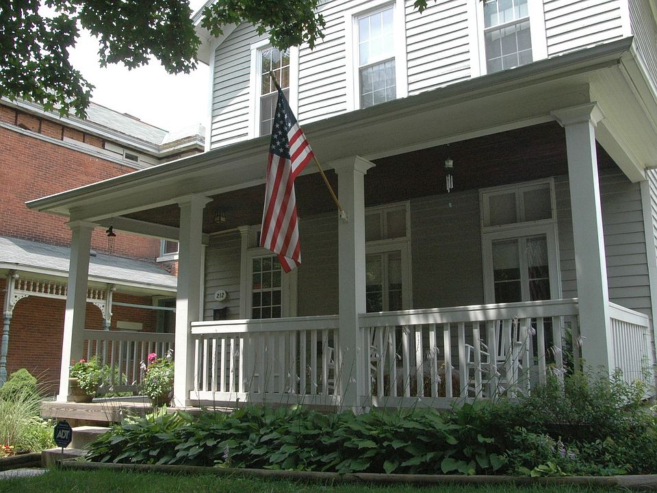 1st image of 212 E 2nd St