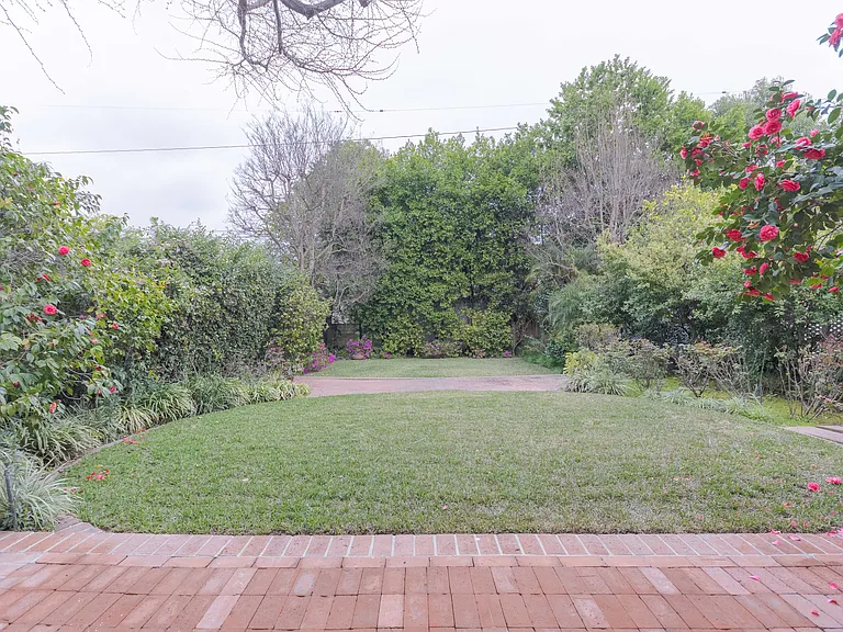 2150 S El Molino Ave — Photo 50
