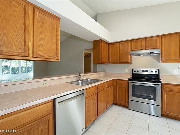 4th image of 7340 Canal Dr