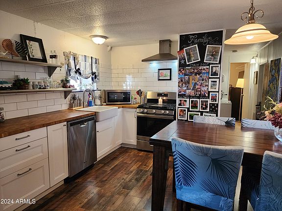 5th image of 16005 N 32nd Street #33