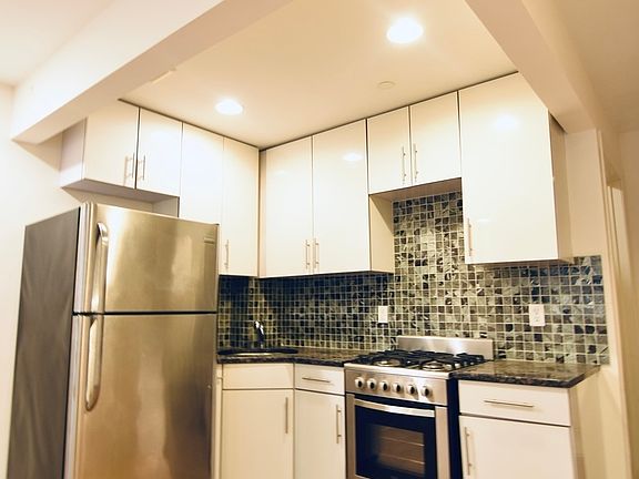 2nd image of 136 W 129th St #G1