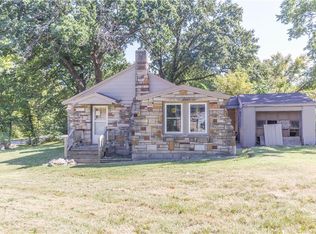 4415 August Ln, Kansas City, KS 66106