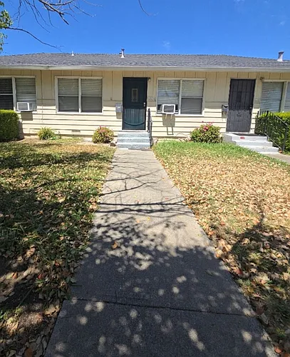 638 Nevada St Photo 1