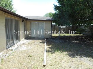 9101 Prosperity Ln, Port Richey, FL 34668