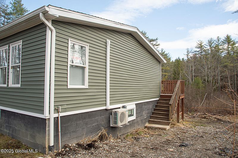 5th image of 386 Griffis Road