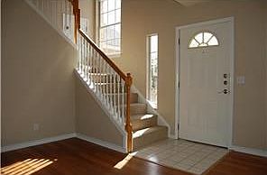 5th image of 1101 Oak Hollow Dr
