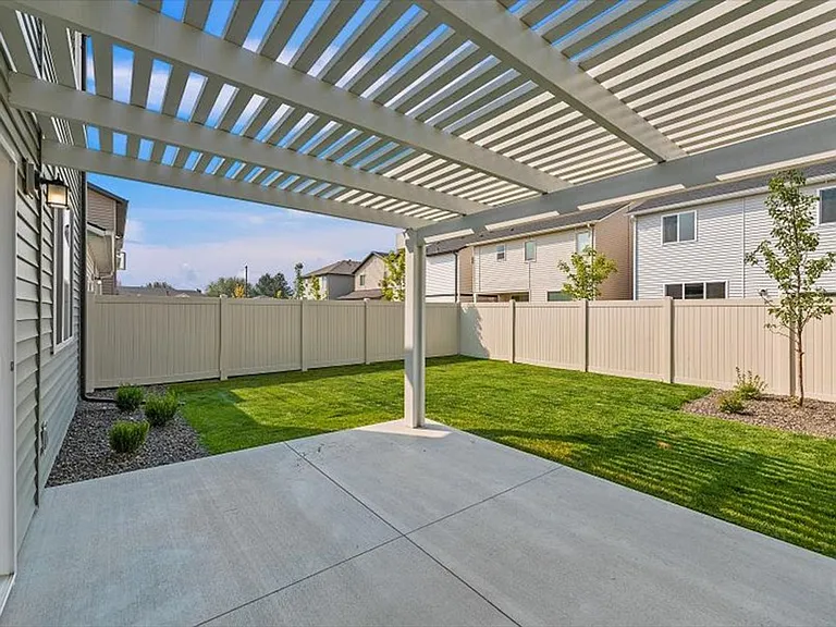 3093 N Summermoon Ave — Photo 42