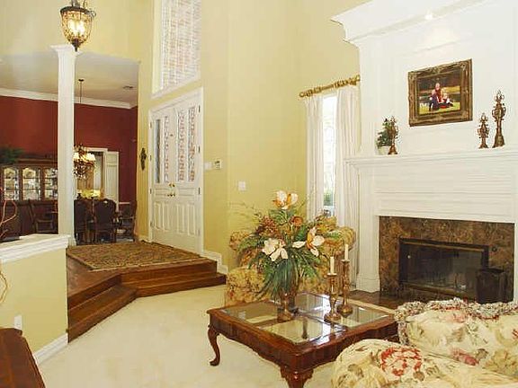 5th image of 2904 Harkness Dr