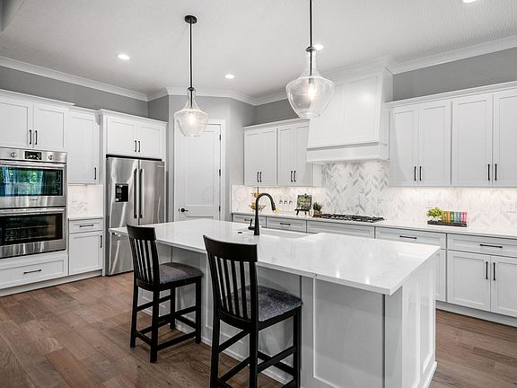 4th image of 5487 Cove Haven St