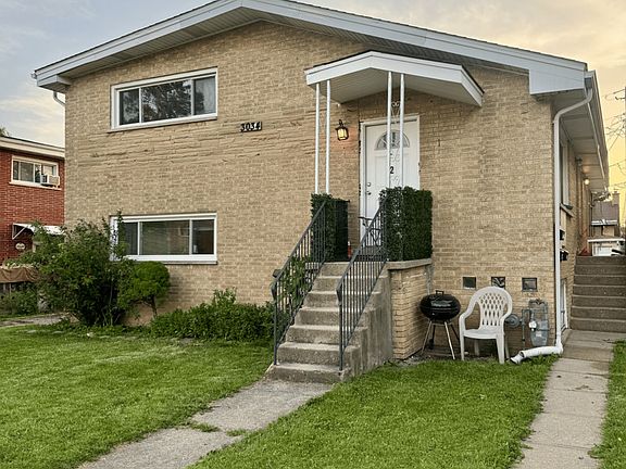 2nd image of 3034 Houston St