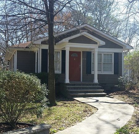 Front of House
						:
						Porch