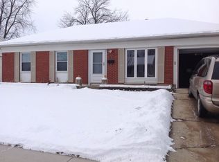 454 Berkshire Ave, Romeoville, IL 60446