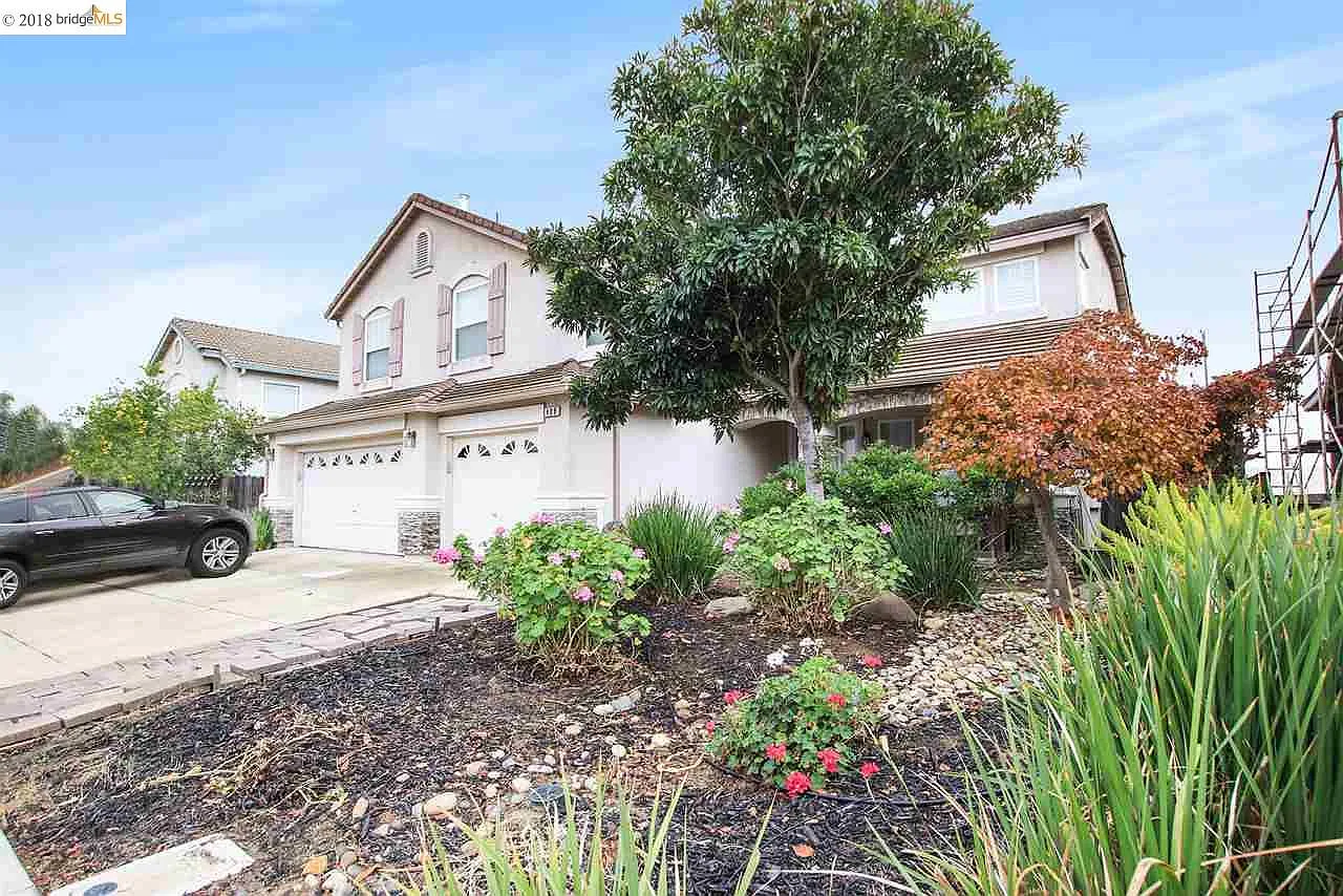 408 Pinenut St photo 1