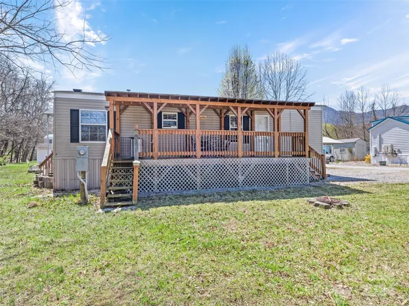 101 Pike Point, Waynesville, NC 28785