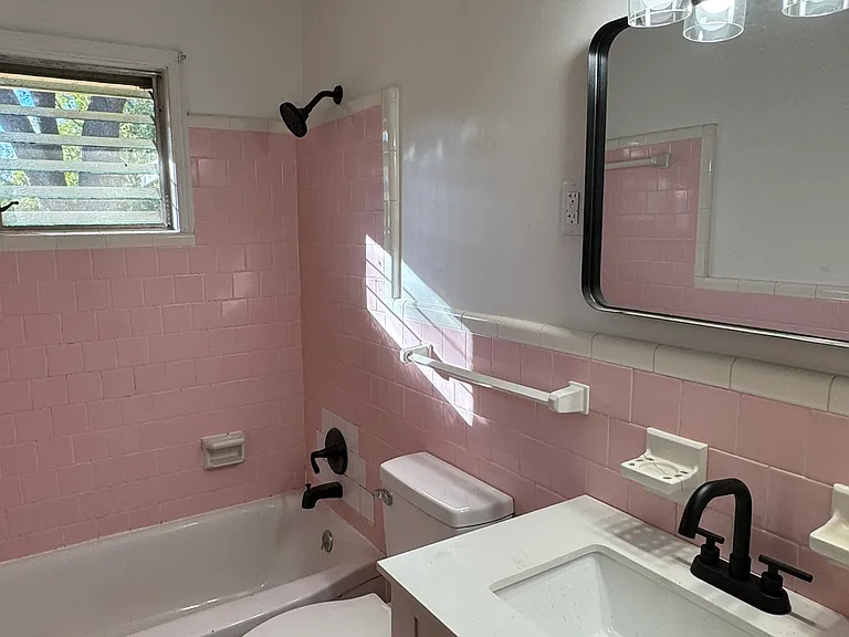 714 Avondale Rd — Photo 7