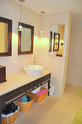 Sold by Citi Habitats | media 16