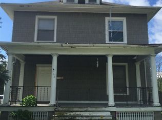 702 W Market St, Bloomington, IL