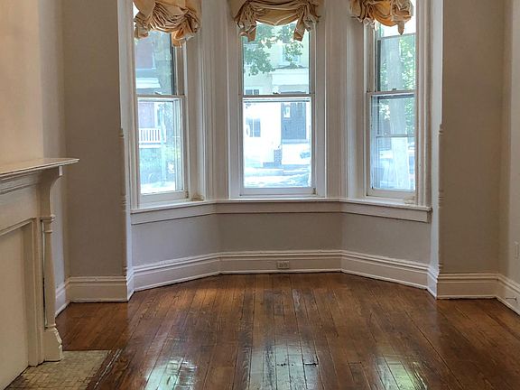 5th image of 2708 E Broad St APT 1