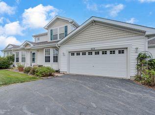 16114 Michigan St, Crest Hill, IL 60403