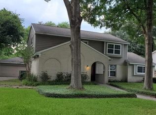 402 Enchanted River Dr, Spring, TX 77388