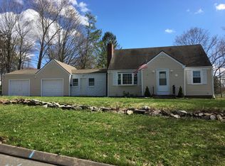 1 Hughes Cir, Ellington, CT 06029