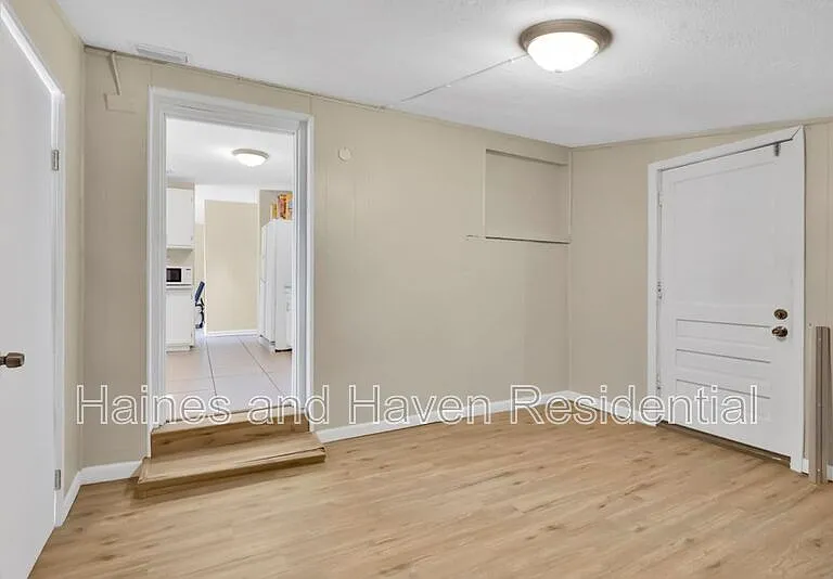 218 Dennis Ave — Photo 12