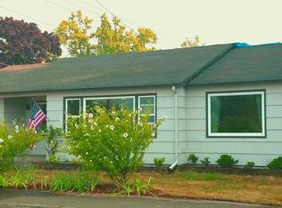 2061 J St, Springfield, OR 97477