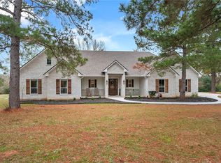 9914 Runaway Rd, College Station, TX 77845