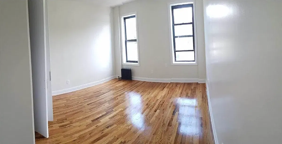 175 Ocean Parkway — Photo 3