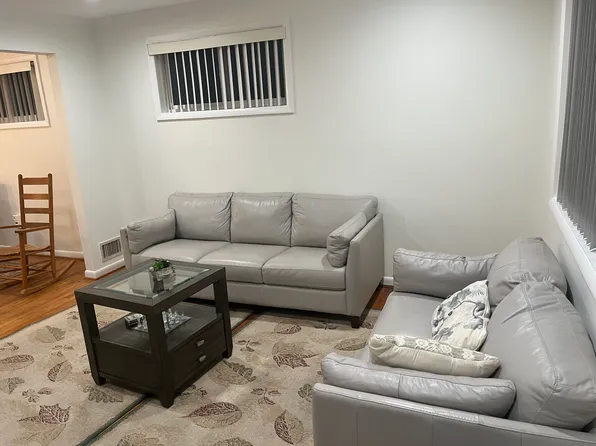 11213 Ashley Dr, Rockville, MD