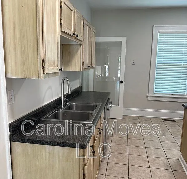 112 Lavinia Ave — Photo 7