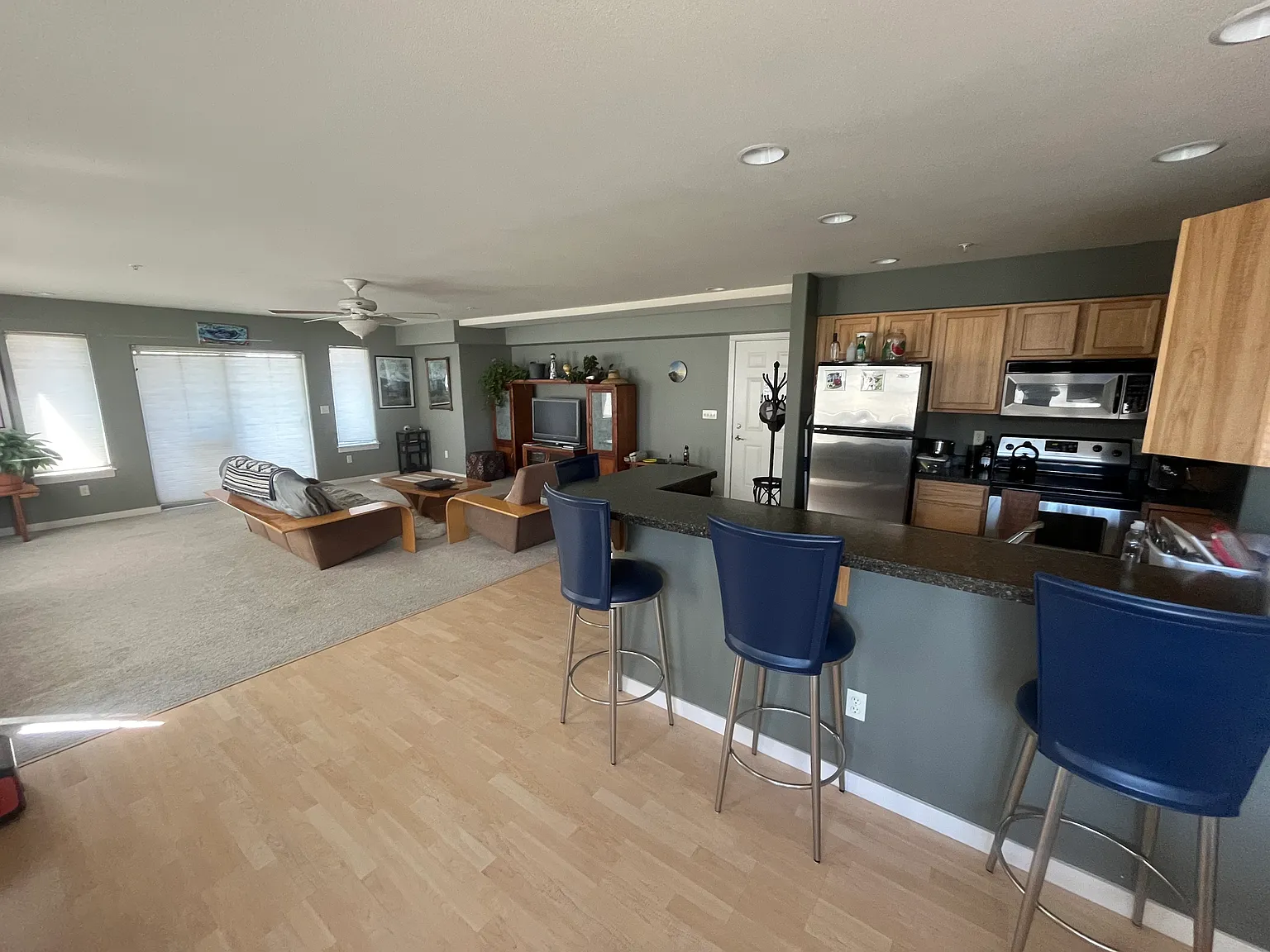 28 Colorado Ave — Photo 3