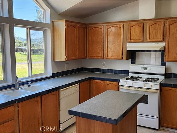 5th image of 89 Crystal Pines Rd