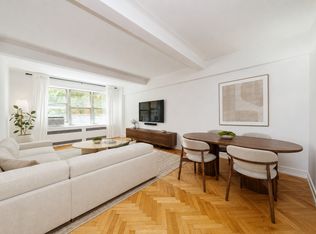 10 W 74th St APT 2F, New York, NY 10023