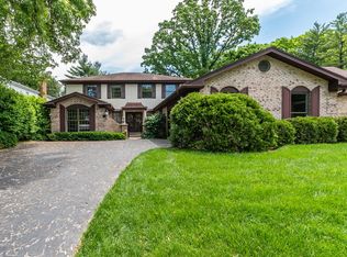 1026 Timber Ln, Wilmette, IL 60091
