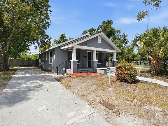 3rd image of 2550 10TH AVENUE S